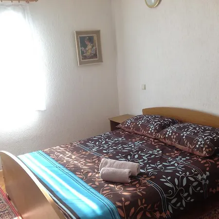 Perina דירה טרוגיר
